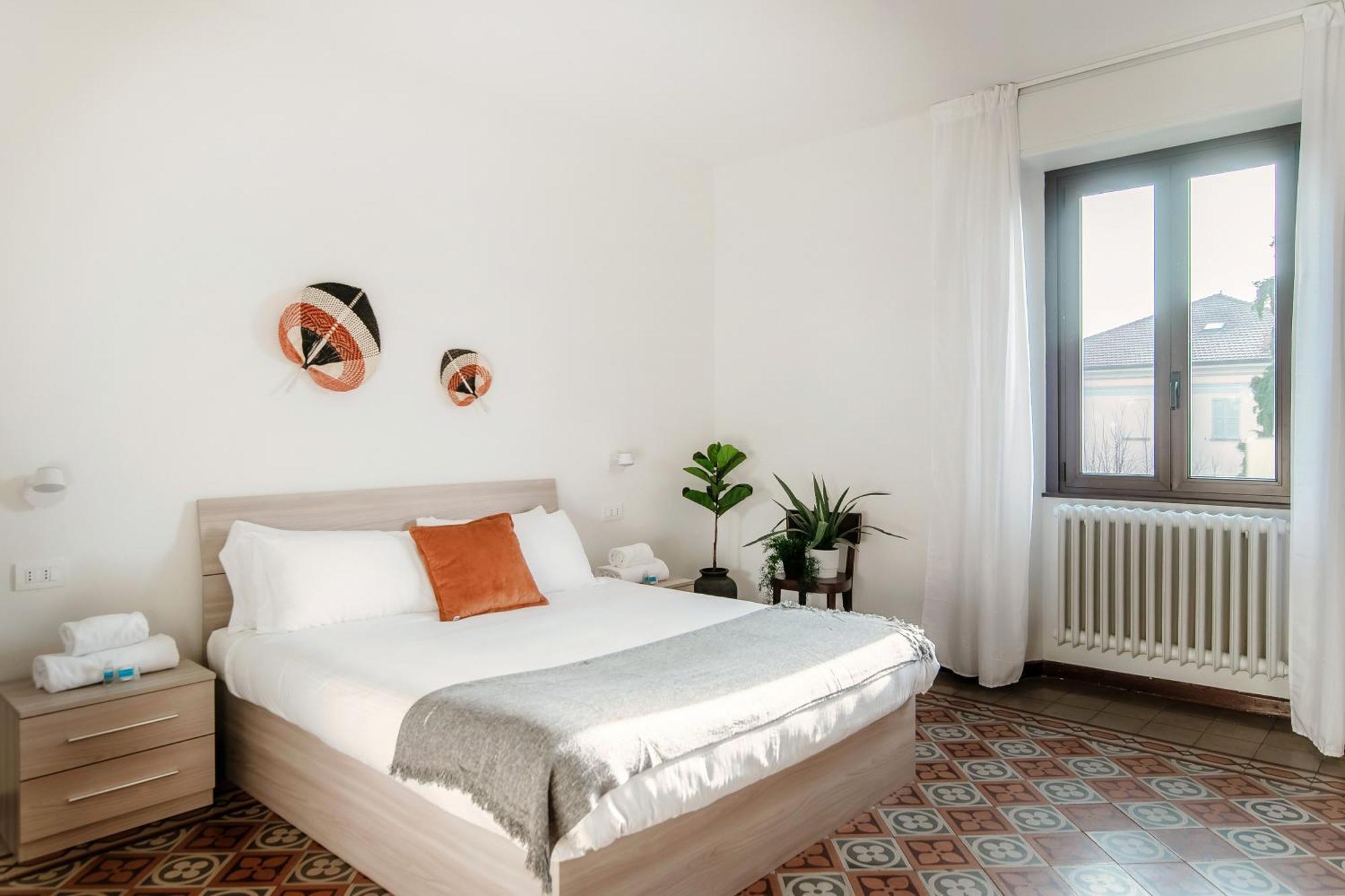 Stella Apartment By Quokka 360 - Past And Present In Como Eksteriør billede